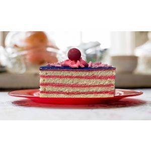 Bubble gum cake slice