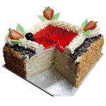 Christmas Cream Cake - Image 2