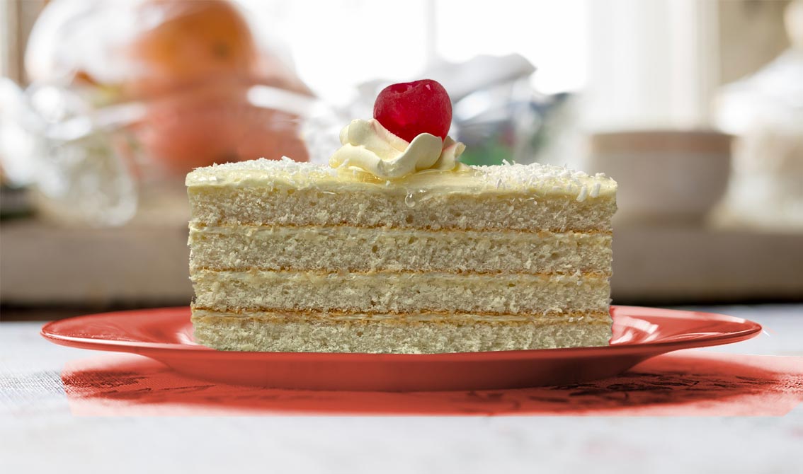 coconut Coconut cake slice - Image 1
